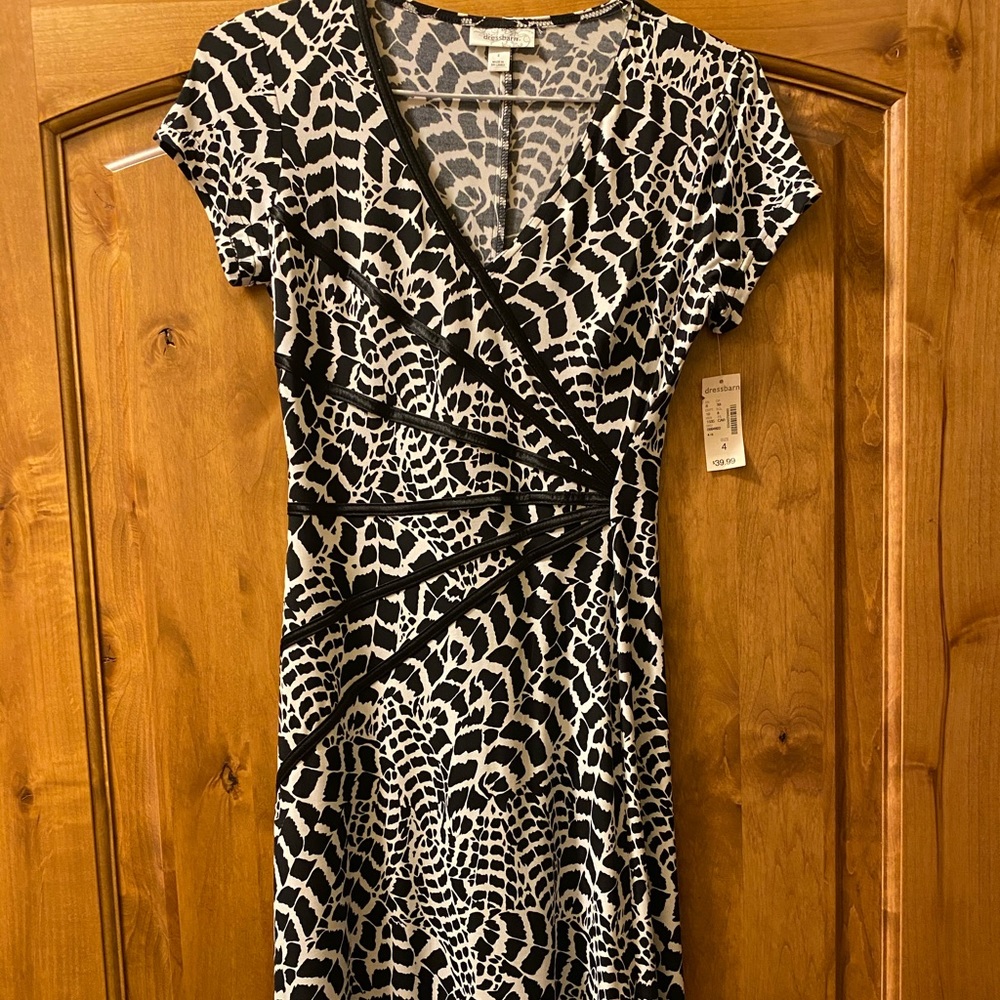 NWT Sz4  dress